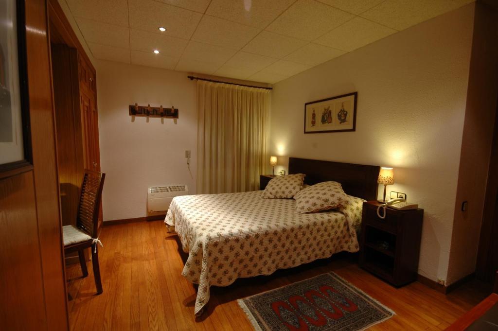 Hotel Els Puis Esterri d'Àneu Chambre photo