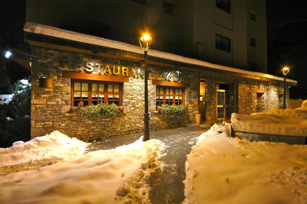 Hotel Els Puis Esterri d'Àneu Extérieur photo